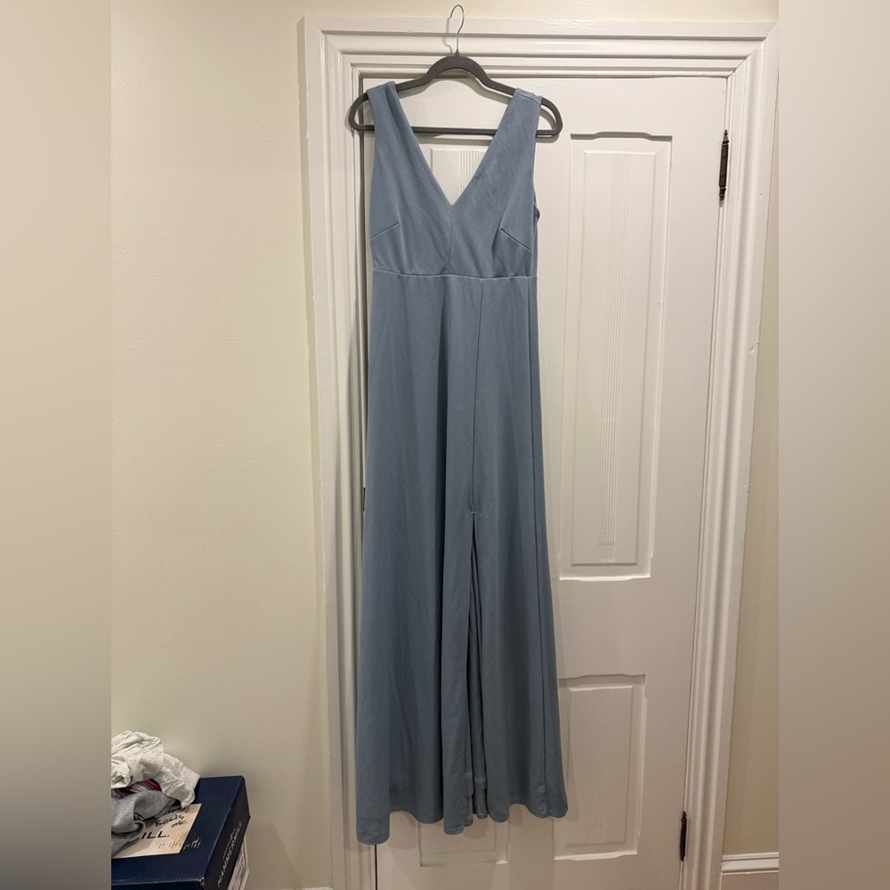 Elegant Blue Sleeveless Maxi Dress